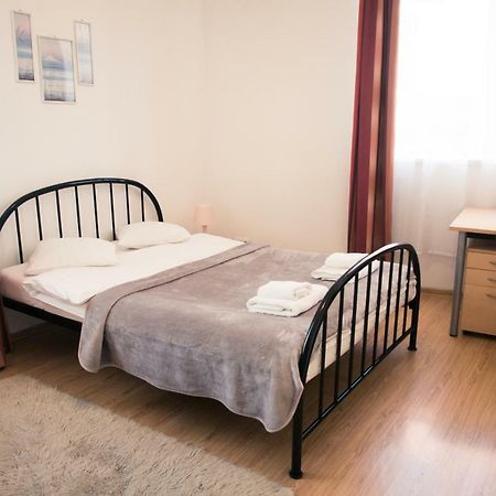 Town Hall 3 Bedroom Apartment Βίλνιους Εξωτερικό φωτογραφία